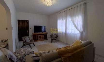 Casa com 2 dormitórios à venda, 125 m² por R$ 430.000 - São Benedito - Pindamonhangaba/SP