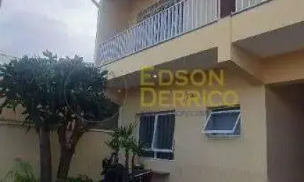 Sobrado com 3 quartos à Venda, Bela Vista - Pindamonhangaba