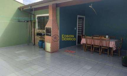 Sobrado com 4 quartos à Venda, R$ 550.000,00 Jardim Cristina - Pindamonhangaba