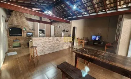 Sobrado com 4 dormitórios à venda, 200 m² por R$ 700.000,00 - Jardim Santa Luzia - Pindamonhangaba/SP