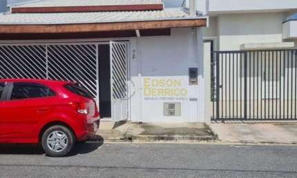 Casa com 2 dormitórios à venda, 146 m² por R$ 460.000,00 - Santa Clara - Pindamonhangaba/SP