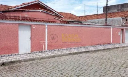 Casa com 3 quartos à Venda, Centro - Pindamonhangaba