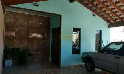 Sobrado com 3 quartos à Venda, Residencial Parque das Palmeiras - Pindamonhangaba