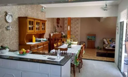 Casa com 3 dormitórios à venda, 164 m² por R$ 430.000 - Residencial e Comercial Cidade Morumbi - Pindamonhangaba/SP