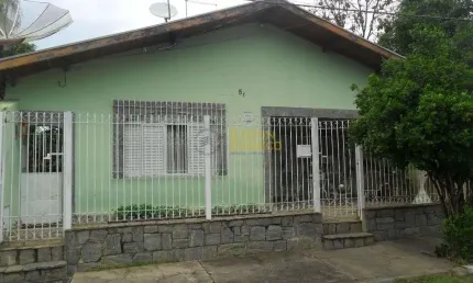 Casa com 4 dormitórios à venda, 200 m² por R$ 800.000,00 - Centro - Pindamonhangaba/SP