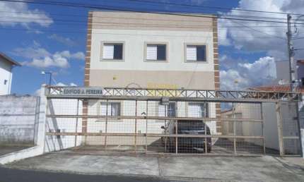 Apartamento com 3 dormitórios à venda, 68 m² por R$ 250.000,00 - Mombaça - Pindamonhangaba/SP