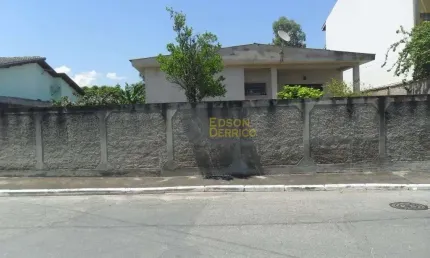 Casa com 3 dormitórios à venda, 123 m² por R$ 500.000 - Vila São José - Pindamonhangaba/SP