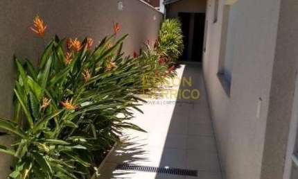Casa com 3 dormitórios à venda, 240 m² por R$ 690.000,00 - Loteamento Residencial Andrade - Pindamonhangaba/SP