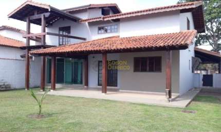 Sobrado com 3 dormitórios à venda, 213 m² por R$ 900.000,00 - Jardim Residencial Doutor Lessa - Pindamonhangaba/SP