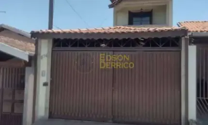 Sobrado com 3 dormitórios à venda, 122 m² por R$ 365.000,00 - Mombaça - Pindamonhangaba/SP