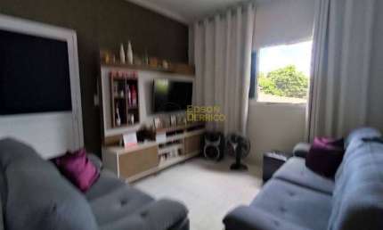 Sobrado com 3 dormitórios à venda, 61 m² por R$ 300.000 - Beta - Pindamonhangaba/SP
