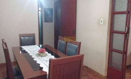 Casa residencial à venda, São Benedito, Pindamonhangaba.