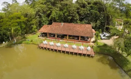 Sítio à venda, 55693 m² por R$ 1.490.000 - Bom Sucesso - Pindamonhangaba/São Paulo