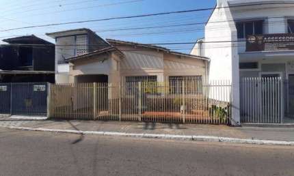 Casa com 3 dormitórios à venda, 185 m² por R$ 650.000 - Centro - Pindamonhangaba/SP