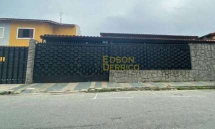 Casa com 3 quartos à Venda, Alto do Cardoso - Pindamonhangaba