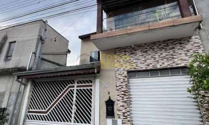 Sobrado á venda com 4 quartos, Conjunto Habitacional Terra dos Ipês II (Fase I) - Pindamonhangaba