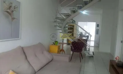 Sobrado em Condomínio com 3 quartos à Venda, Jardim Cristina - Pindamonhangaba