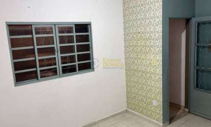 Casa á venda com 2 quartos, Residencial Comercial Cidade Vista Alegre - Pindamonhangaba