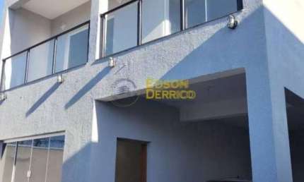 Sobrado com 3 quartos, Conjunto Residencial Araretama - Pindamonhangaba