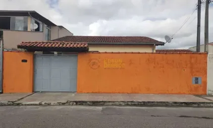 Casa com 2 quartos, Residencial Mantiqueira, Locação e Venda - Pindamonhangaba