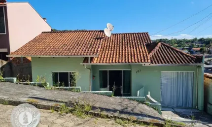 Casa com 2 quartos à venda no Tribess, Blumenau , 81 m2 por R$ 470.000