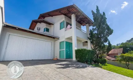 Casa com 3 quartos à venda na Escola Agrícola, Blumenau , 297 m2 por R$ 1.689.000