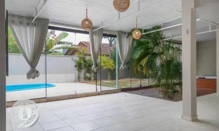 Casa com 3 quartos à venda no Garcia, Blumenau , 181 m2 por R$ 850.000