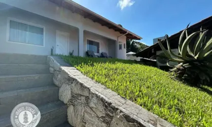 Casa com 4 quartos à venda no Tribess, Blumenau , 170 m2 por R$ 890.000