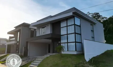 Casa em condomínio fechado com 3 quartos à venda no Ponta Aguda, Blumenau , 260 m2 por R$ 1.990.000