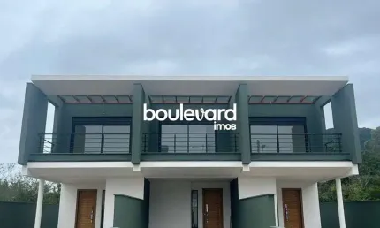 Sobrado de 3 Dormitórios | Suíte | Alto Ribeirão | Fpolis
