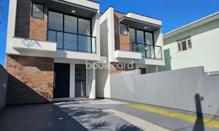 Sobrado de 3 Dormitórios | 1 Suíte | 2 Demi-suítes | Areias