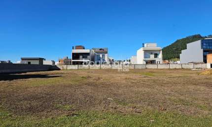 Terreno à venda na Avenida Wilson Castelo Branco, 585, Deltaville, Biguaçu
