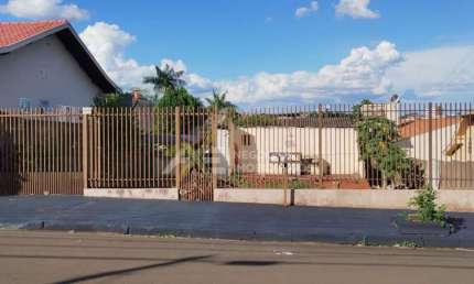 Terreno à venda na Rua Marechal Mascarenhas de Moraes, 261, Centro, Cambé