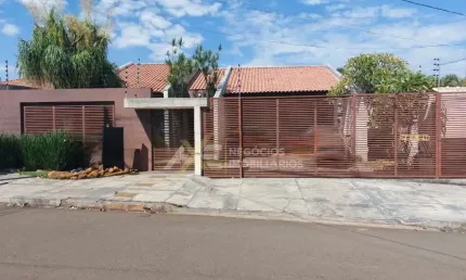 Casa térrea 4 dormitórios 1 suíte jd. vila rica cambé pr