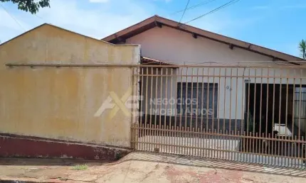 CASA À VENDA NO JARDIM SÃO JOSÉ, CAMBÉ - PR, COM 3 QUARTOS.