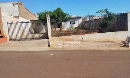 Casa com 2 quartos para alugar na Avenida Cantares, 687, Jardim Parana, Cambé