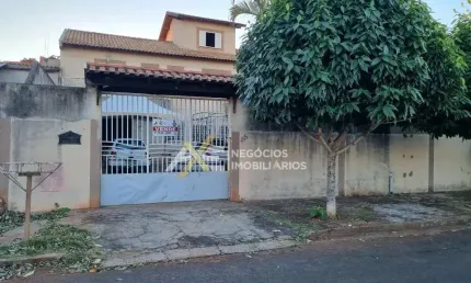 Casa com 3 quartos à venda na Rua Nossa Senhora Auxiliadora, 185, Jardim Santa Izabel, Cambé