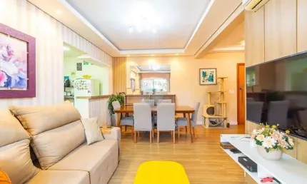 Apartamento com 2 quartos, 1 suíte - sacada com churrasqueira - centro