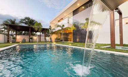 Casa à venda no Condomínio Paraíso na Praia de Guarajuba - Litoral Norte da Bahia