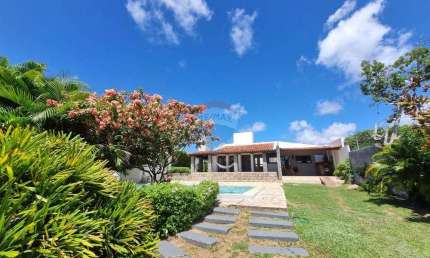 Casa à venda no Condomínio Village - Lauro de Freitas