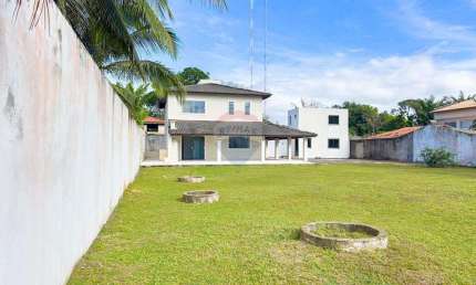 Ampla casa com 4 quartos e Anexo no Cond. Chácaras do Rio Jauá