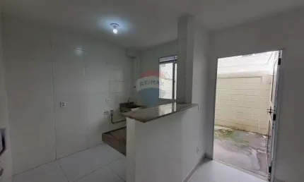 Apartamento com 2 quartos à venda na Rua Sucupió, 104, Abrantes, Camaçari