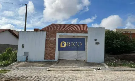 Casa com 2 quartos à venda na Avenida Pio XII, 52, Massaranduba, Arapiraca