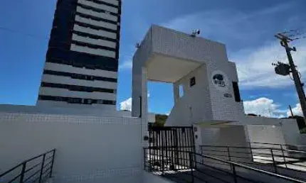 Apartamento com 2 quartos para alugar na Avenida Comendador Gustavo Paiva, 6255, Cruz das Almas, Maceió