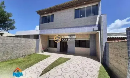Bela casa com dois andares no Centro de Cidreira Proximo do mar