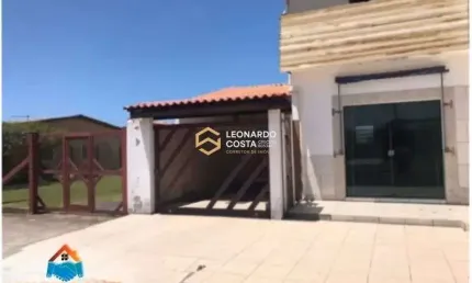 Sobrado com anexo e 2 salas comerciais no Centro de Pinhal