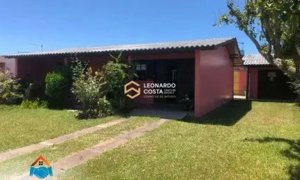 Casa 2 dormitórios à venda Centro Balneário Pinhal/RS