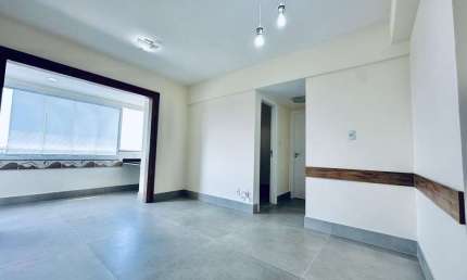 Apartamento 2 Quartos para Venda em Salvador, Paralela, 2 dormitórios, 1 suíte, 2 banheiros, 1 vaga