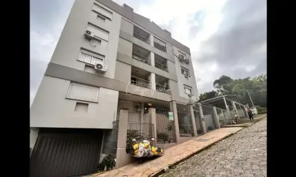 Apartamento com 2 quartos à venda na Rua Olga Pezzi Bisi, Charqueadas, Caxias do Sul, 74 m2 por R$ 290.000