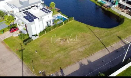 Apartamento à venda na Rua Rio Jacuí, Centro, Xangri-Lá por R$ 2.200.000